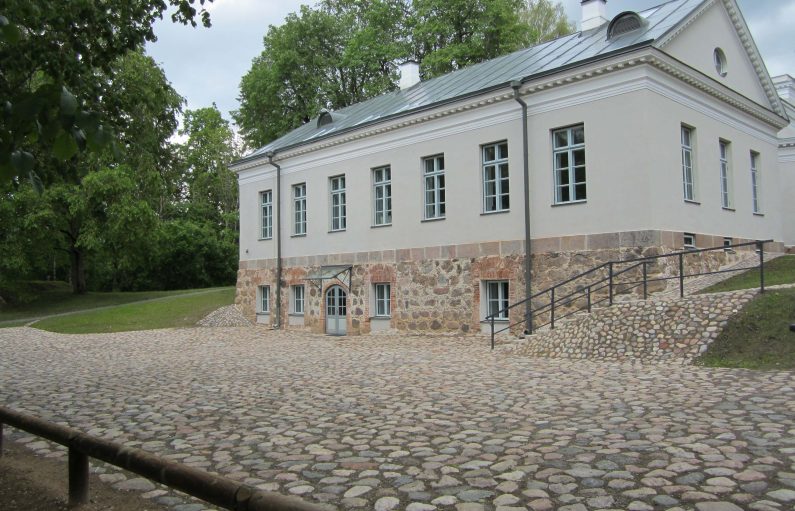 Heimtali 11