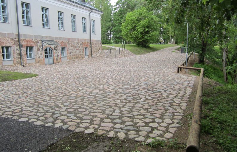 Heimtali 9