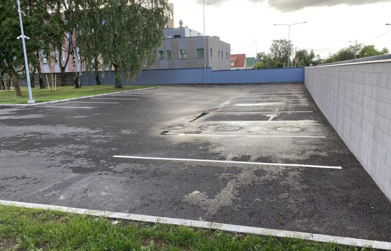 1-Jõhvi Politsei parkla